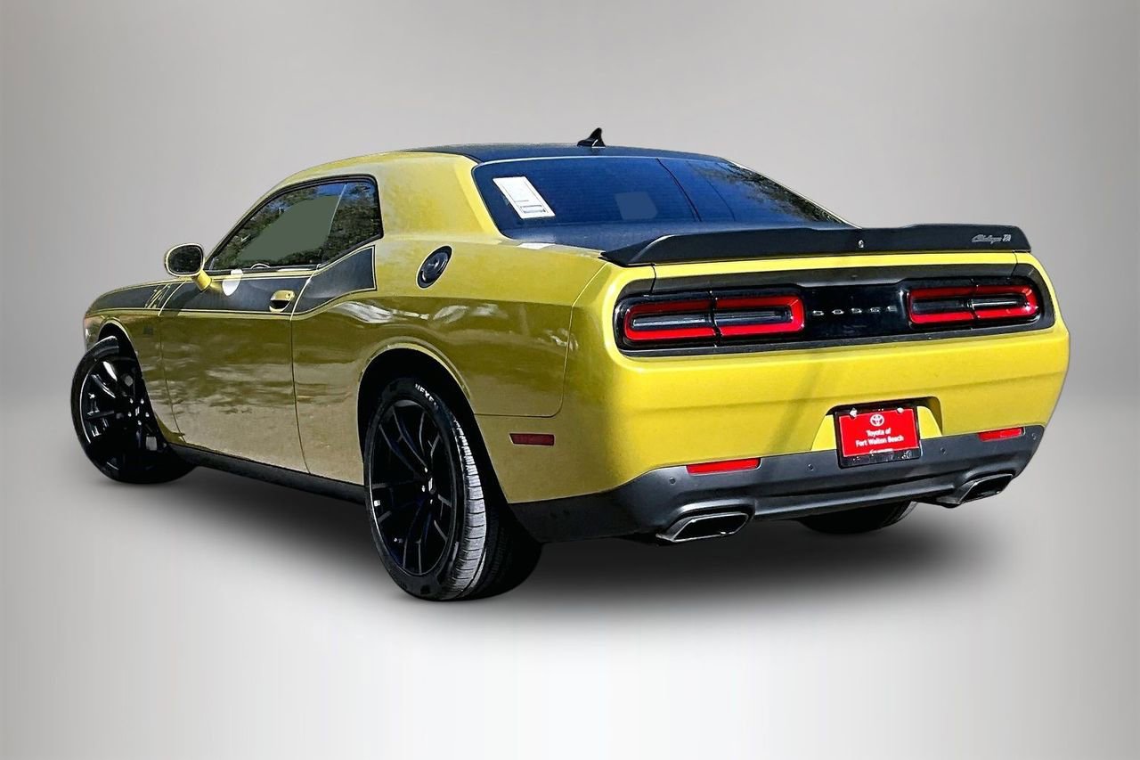 Used 2021 Dodge Challenger R/T Scat Pack w/ T/A Package image 4