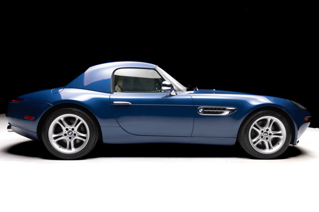 Used 2001 BMW Z8 RWD image 2