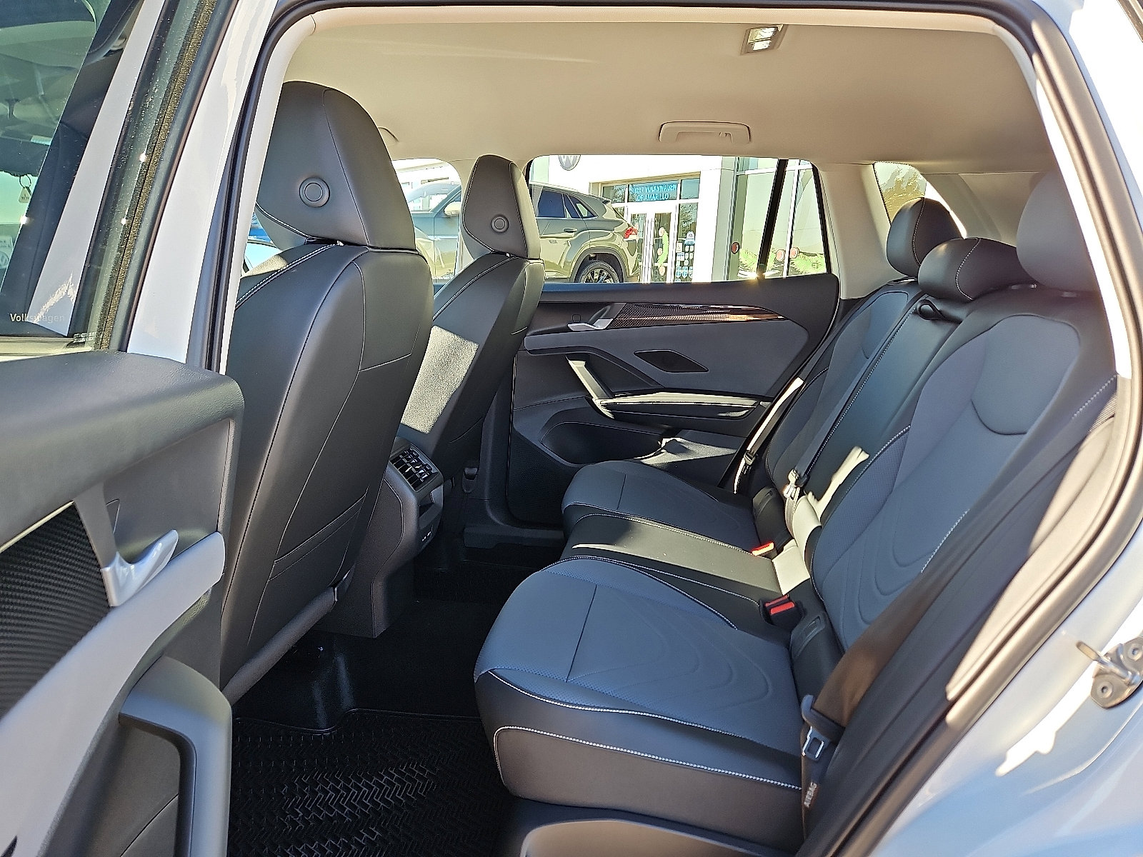 New 2026 Volkswagen Tiguan SE image 11