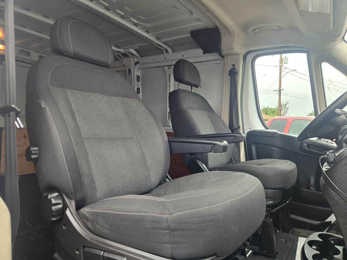 Used 2017 RAM ProMaster 1500 image 16