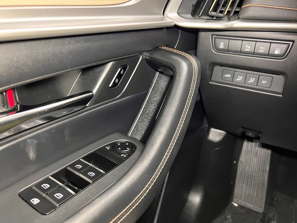 Used 2025 MAZDA CX-90 Plug-In Hybrid w/Premium Sport AWD/4WD image 15