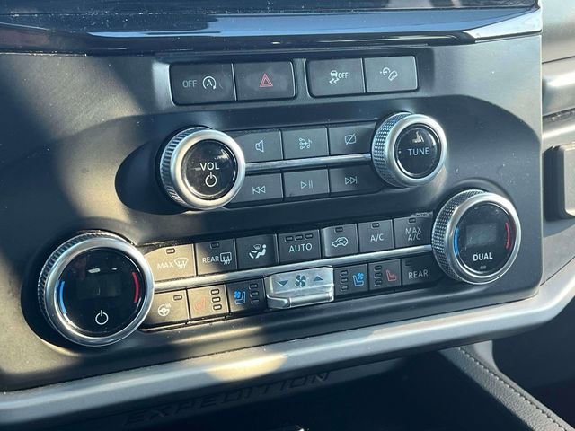 Used 2024 Ford Expedition Max XLT AWD/4WD image 27