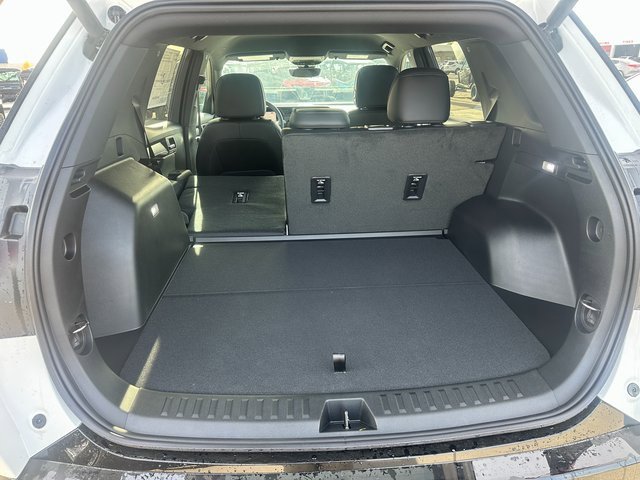 New 2026 GMC Terrain AT4 w/ Convenience Package III image 14