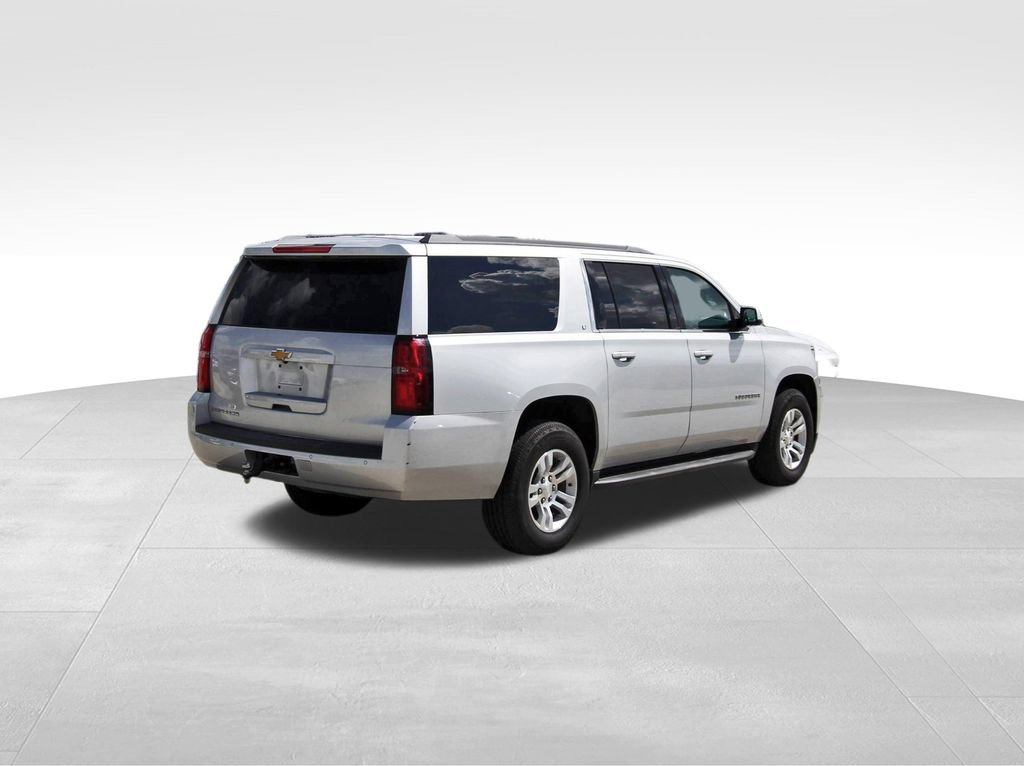 Used 2016 Chevrolet Suburban LT AWD/4WD image 4