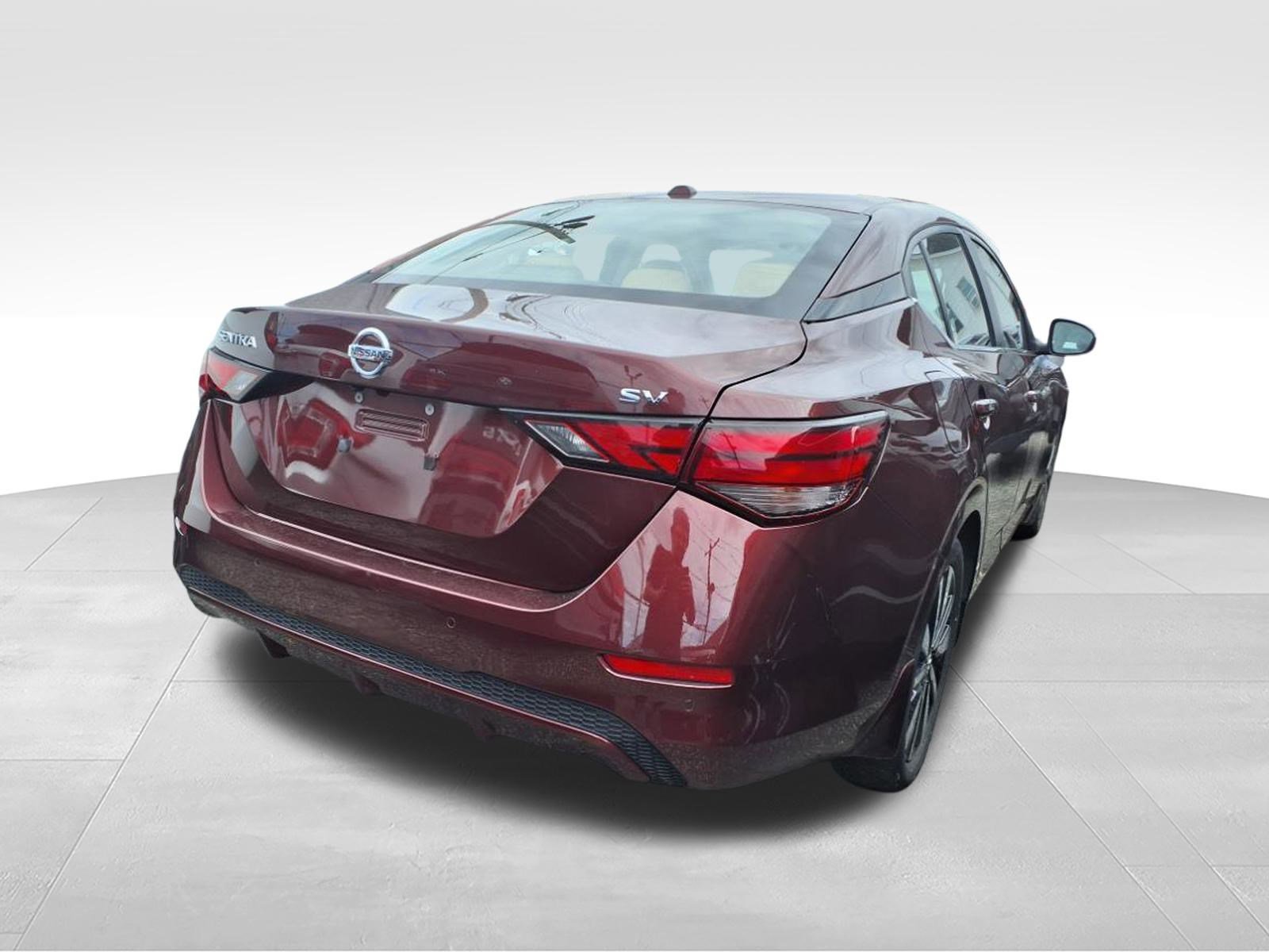 Used 2021 Nissan Sentra SV w/ SV Premium Package image 4
