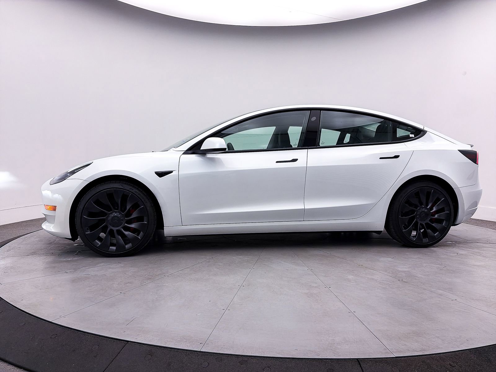 Used 2023 Tesla Model 3 Performance image 26