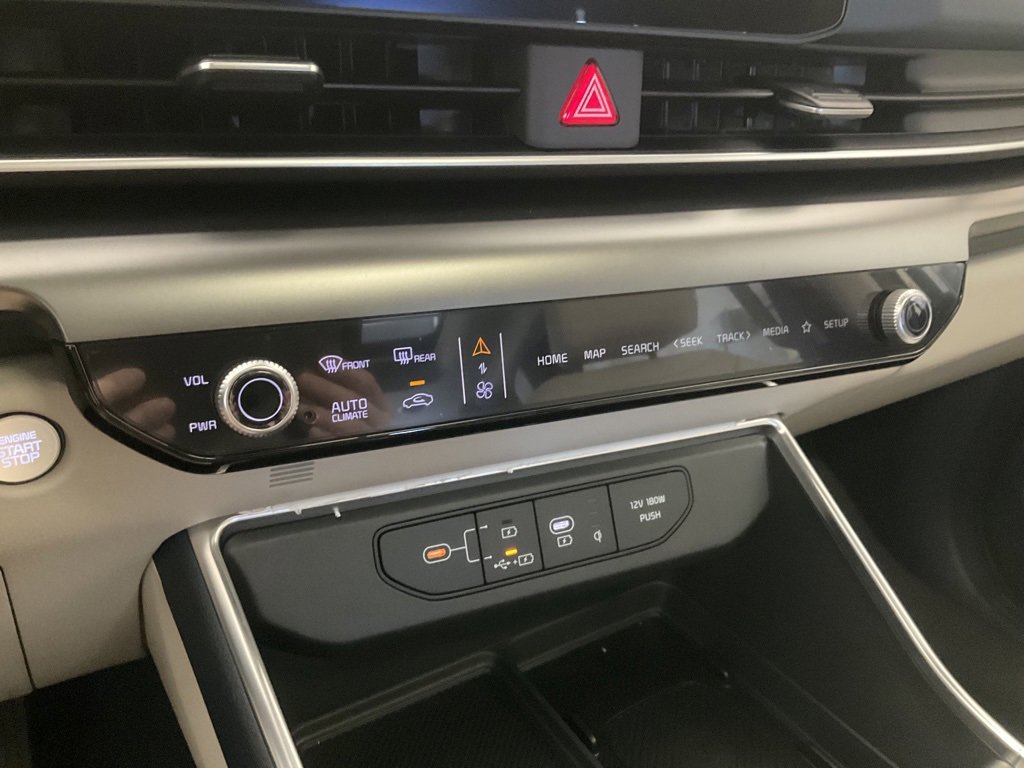 New 2026 Kia Carnival SX w/ SX Dark Edition Package image 25