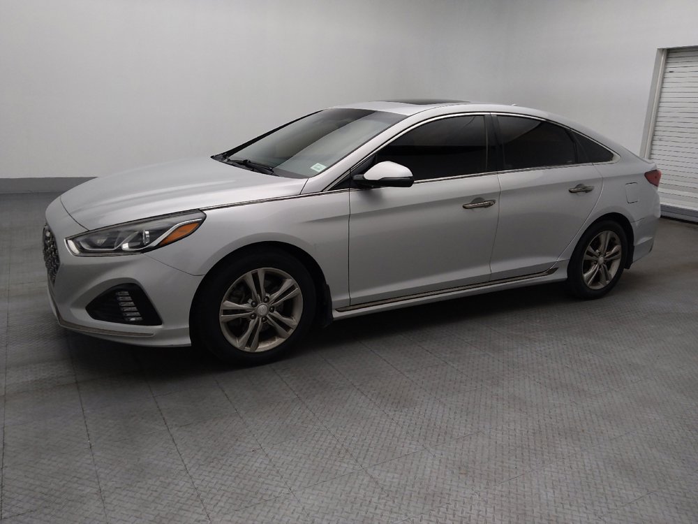 Used 2019 Hyundai Sonata Sport w/ Tech Package 03 FWD image 2