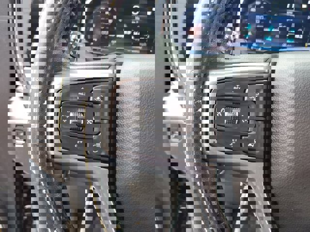 Used 2023 Chevrolet Silverado 1500 LT image 28