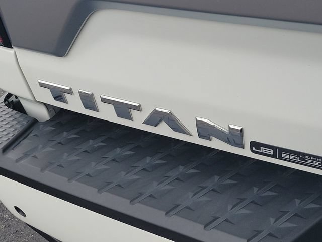 Used 2024 Nissan Titan Platinum Reserve w/ Moonroof Package AWD/4WD image 9