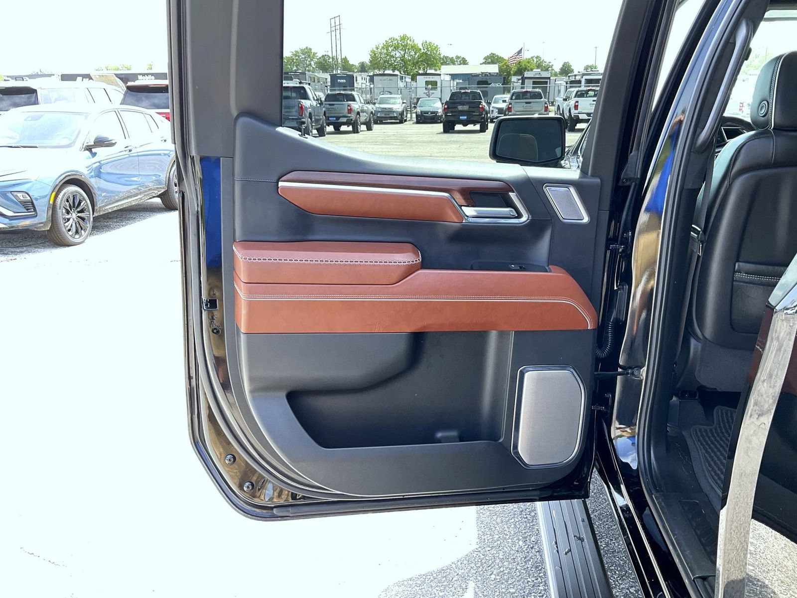 Certified 2024 GMC Sierra 1500 Denali Ultimate AWD/4WD image 22