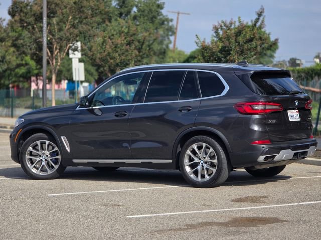 Used 2020 BMW X5 xDrive50i w/ Executive Package AWD/4WD image 32