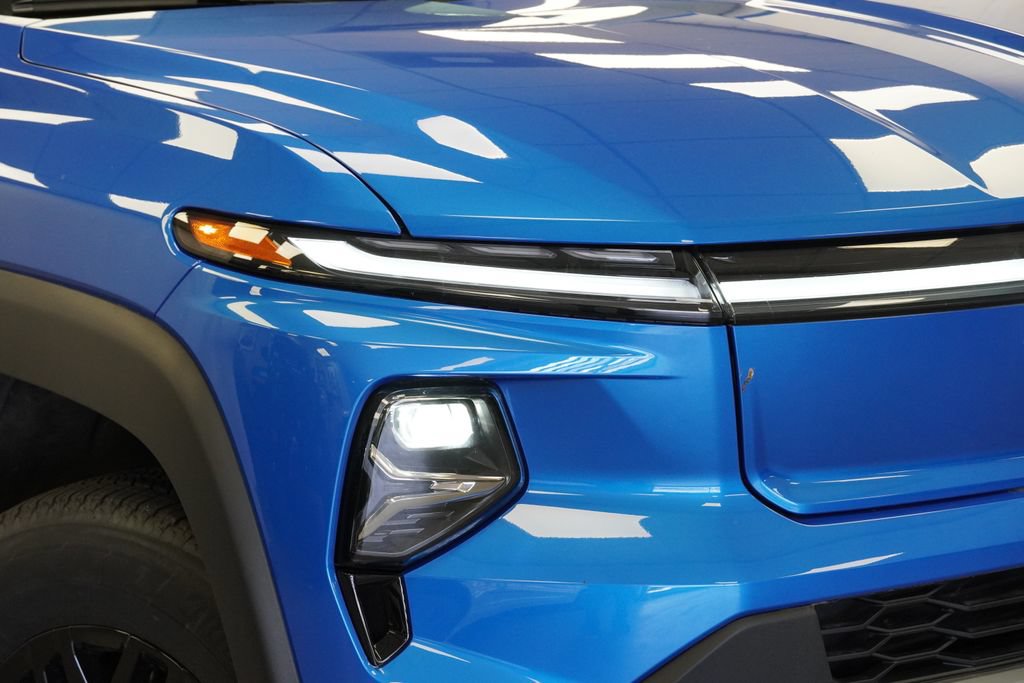 New 2026 Chevrolet Silverado EV LT AWD/4WD image 32