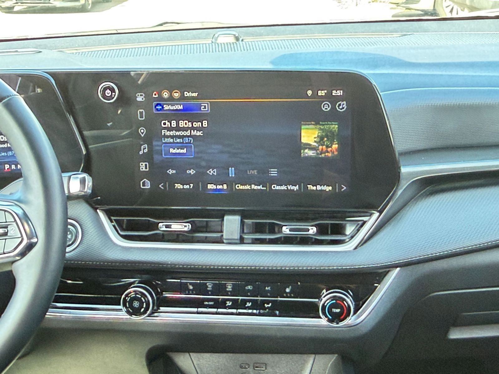 Used 2025 Chevrolet Equinox LT image 20
