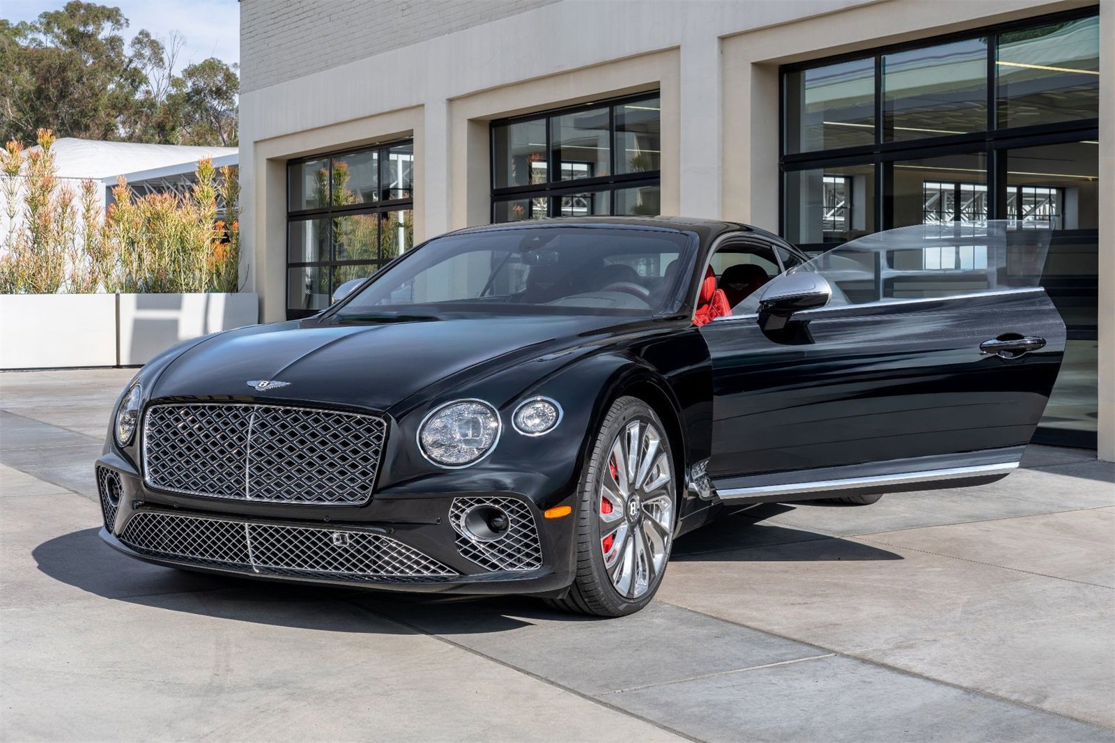 Used 2024 Bentley Continental GT Mulliner image 5