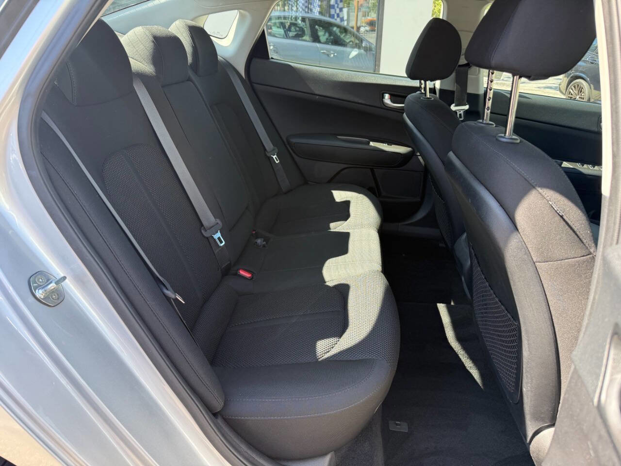 Used 2020 Kia Optima LX FWD image 28
