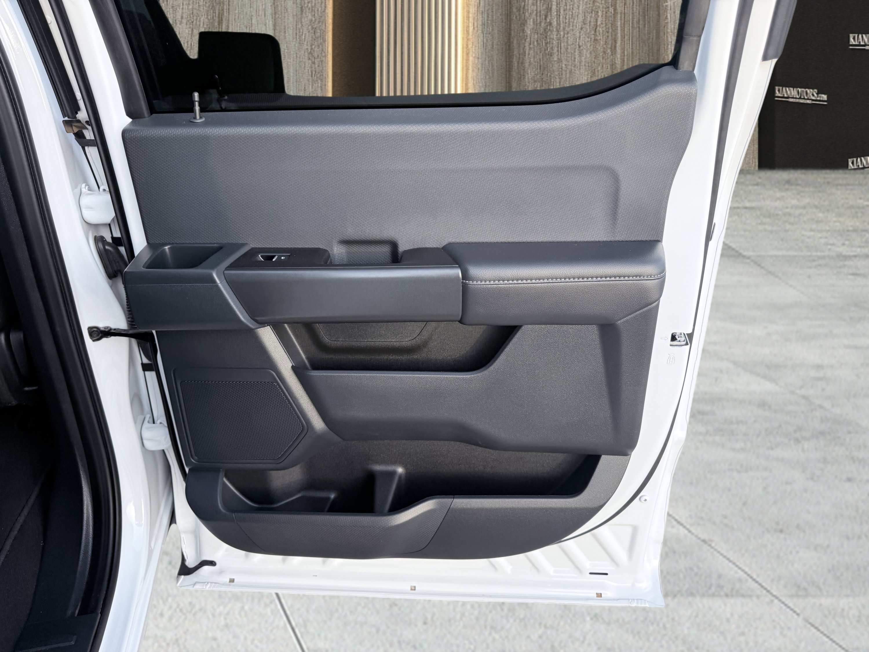 Used 2025 Ford F150 STX image 27