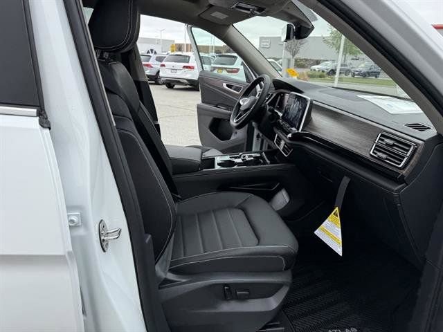 New 2025 Volkswagen Atlas SEL image 21
