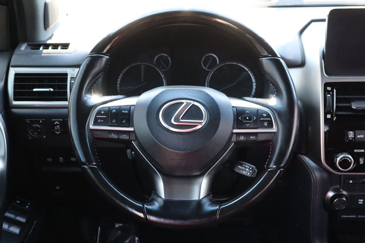Used 2022 Lexus GX 460 Luxury w/ Off Road Package image 18