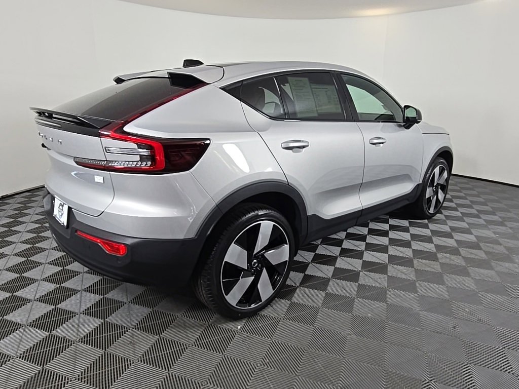 Certified 2023 Volvo C40 P8 Recharge Ultimate image 7
