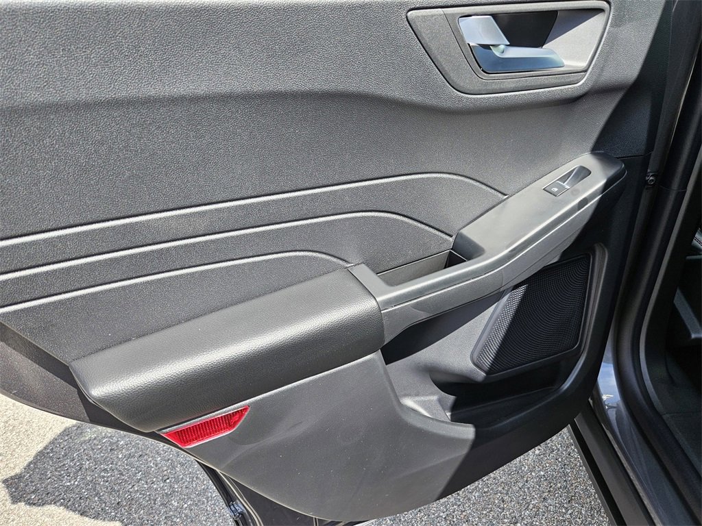 New 2026 Ford Escape ST-Line w/ Tech Pack #1 image 24