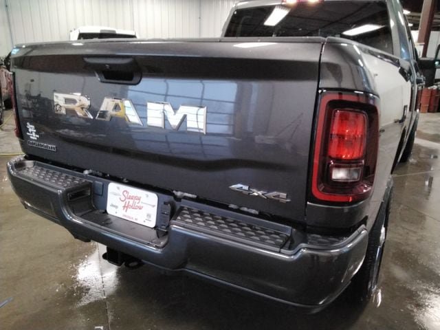 New 2026 RAM 2500 Big Horn AWD/4WD image 14
