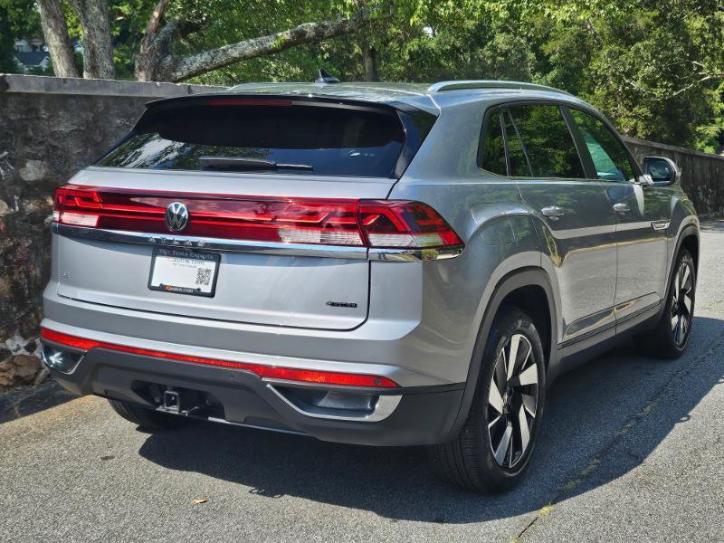 Used 2024 Volkswagen Atlas Cross Sport SE AWD/4WD image 10