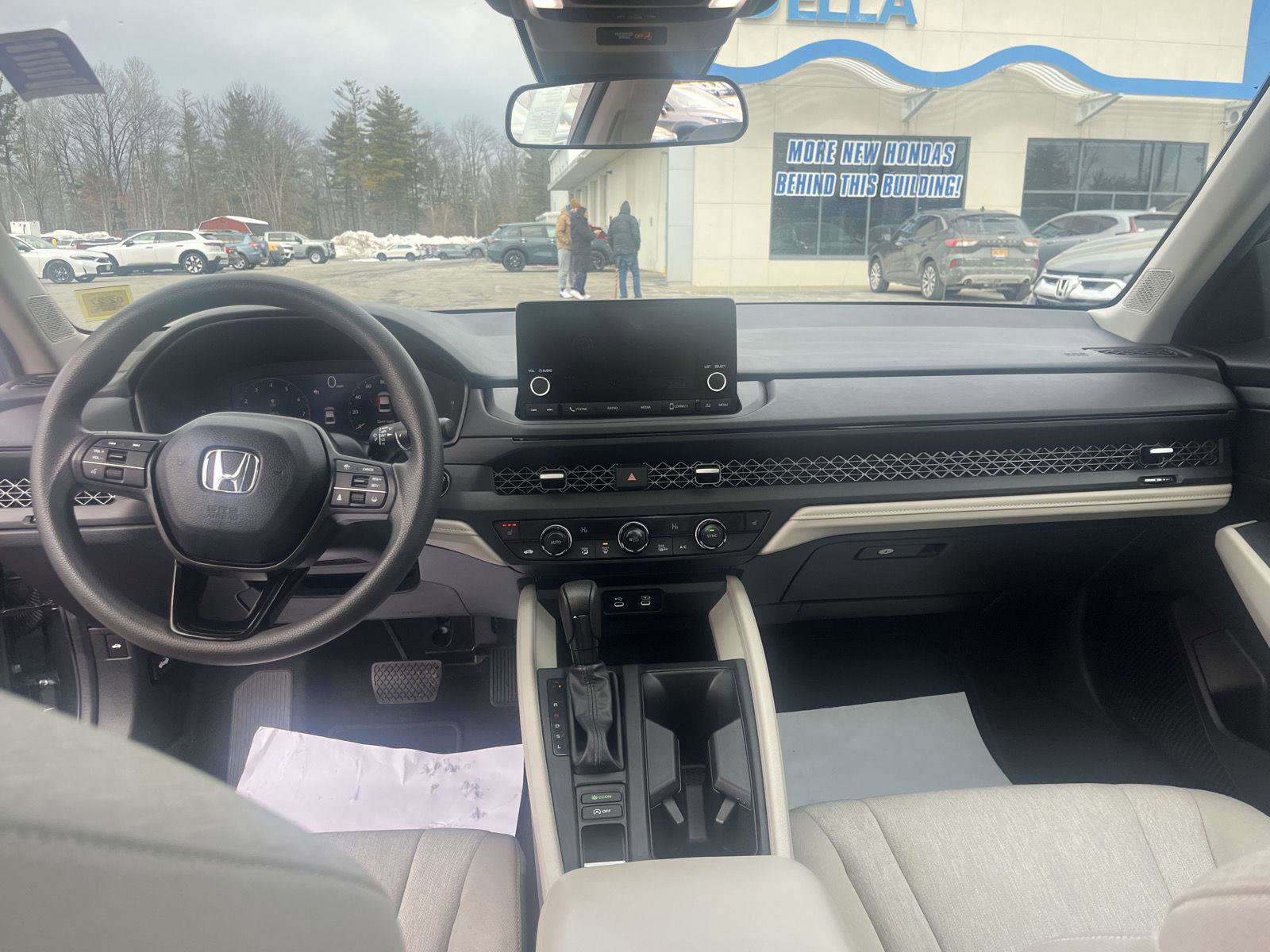 Certified 2025 Honda Accord SE image 13