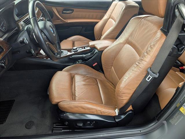 Used 2008 BMW 335i Convertible image 15