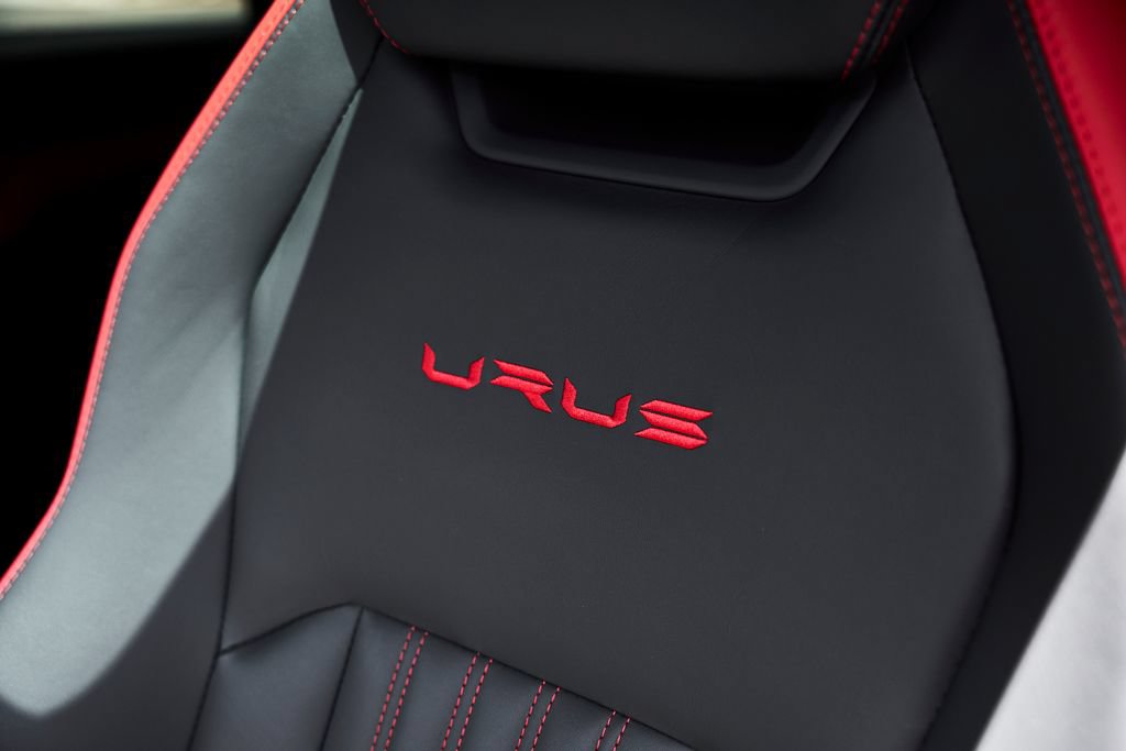 Used 2023 Lamborghini Urus S AWD/4WD image 47