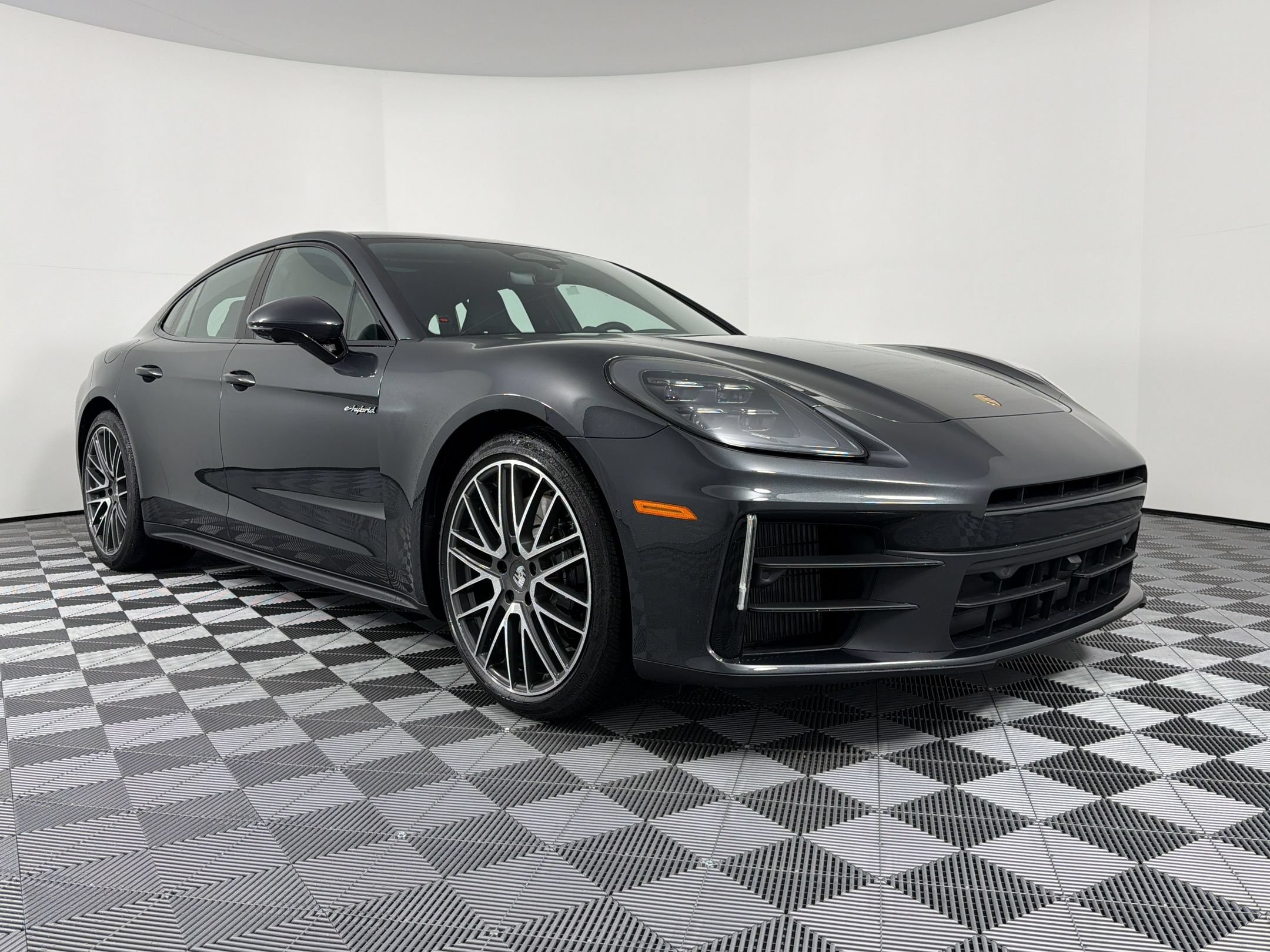 New 2026 Porsche Panamera 4 AWD/4WD image 12