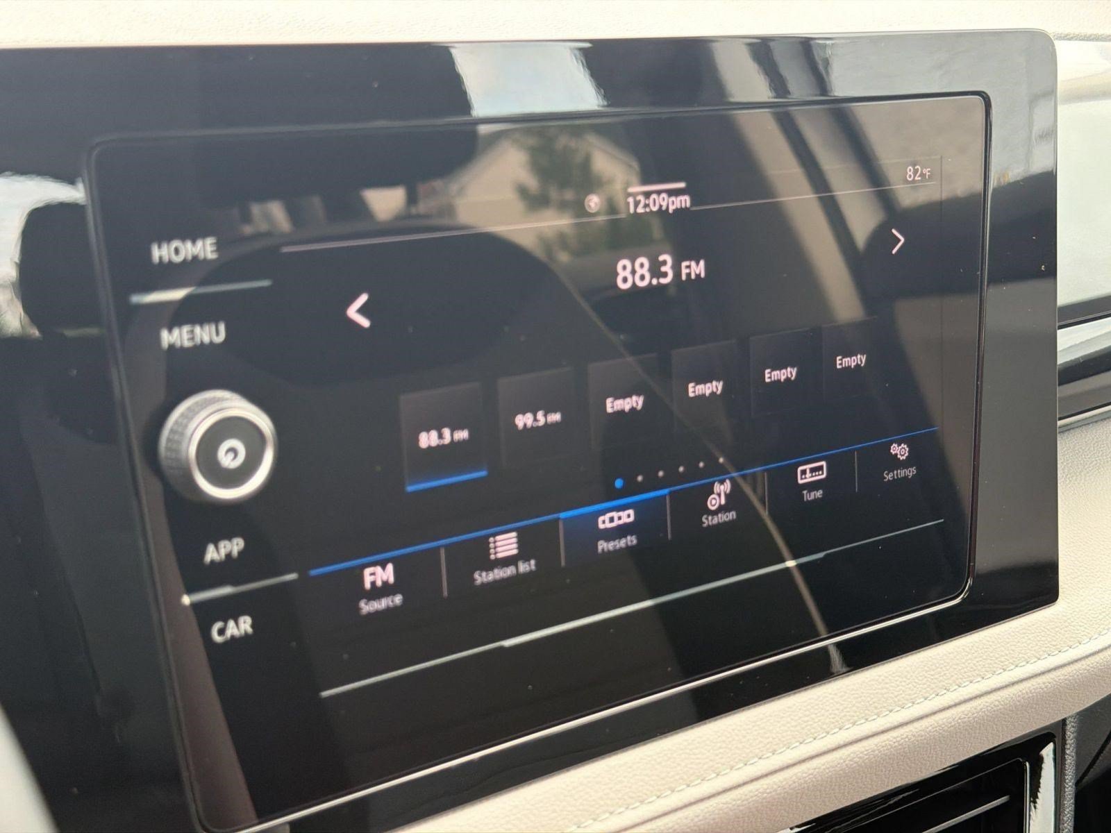 New 2026 Volkswagen Taos S FWD image 18