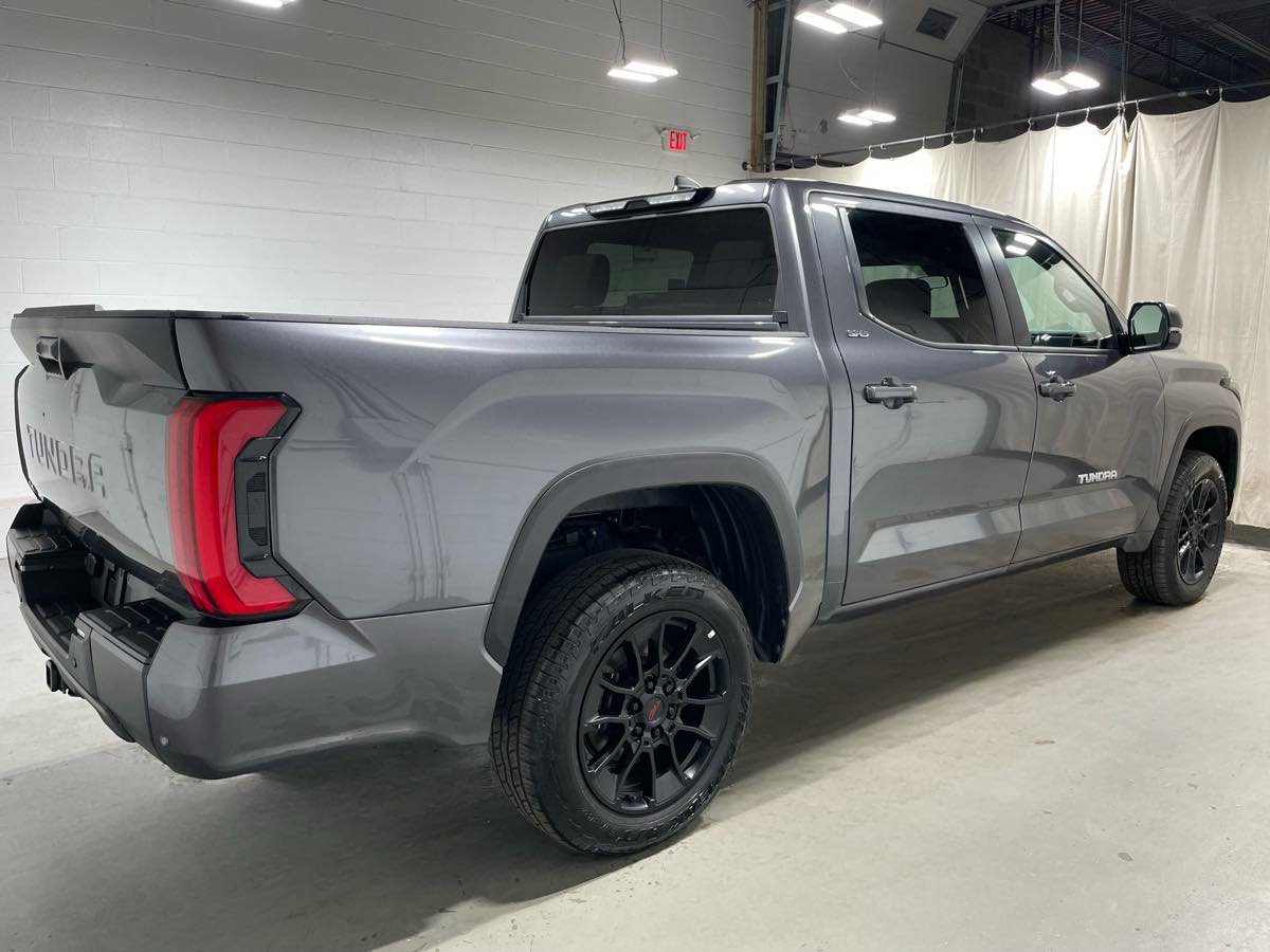 Used 2025 Toyota Tundra SR5 w/ SR5 Premium Package AWD/4WD image 4