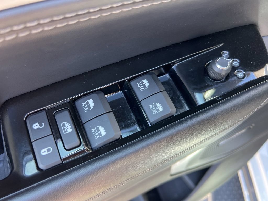 Used 2022 Jeep Wagoneer Series II AWD/4WD image 10