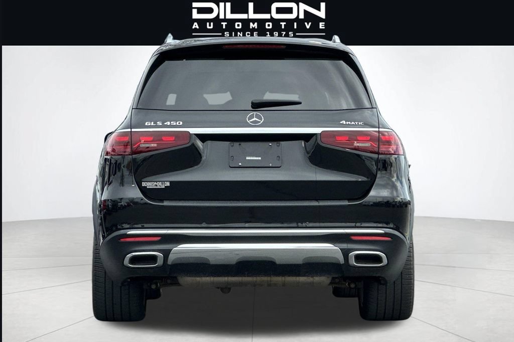 Used 2024 Mercedes-Benz GLS 450 4MATIC image 5