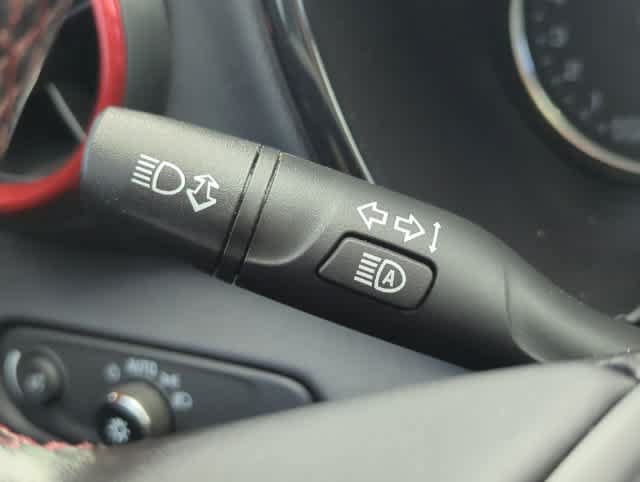 Used 2022 Chevrolet Blazer RS AWD/4WD image 28