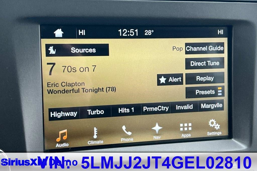 Used 2016 Lincoln Navigator Select image 26