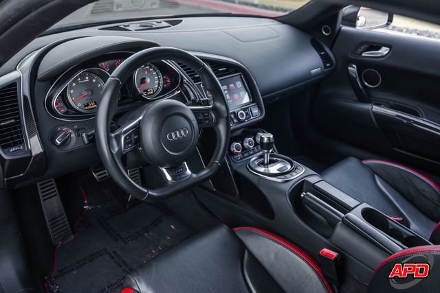 Used 2012 Audi R8 V8 image 2