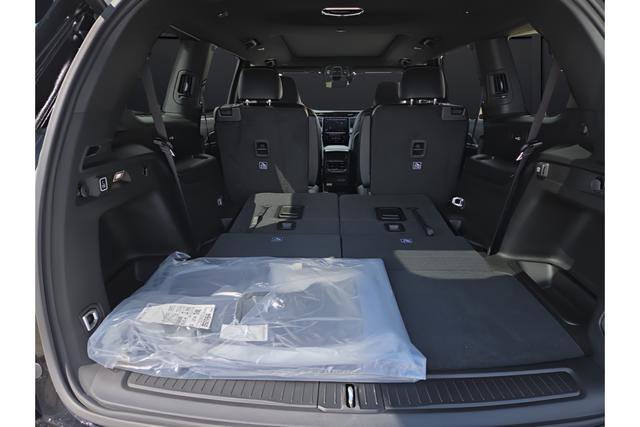 New 2025 Jeep Grand Cherokee L Limited w/ Luxury Tech Group II image 17