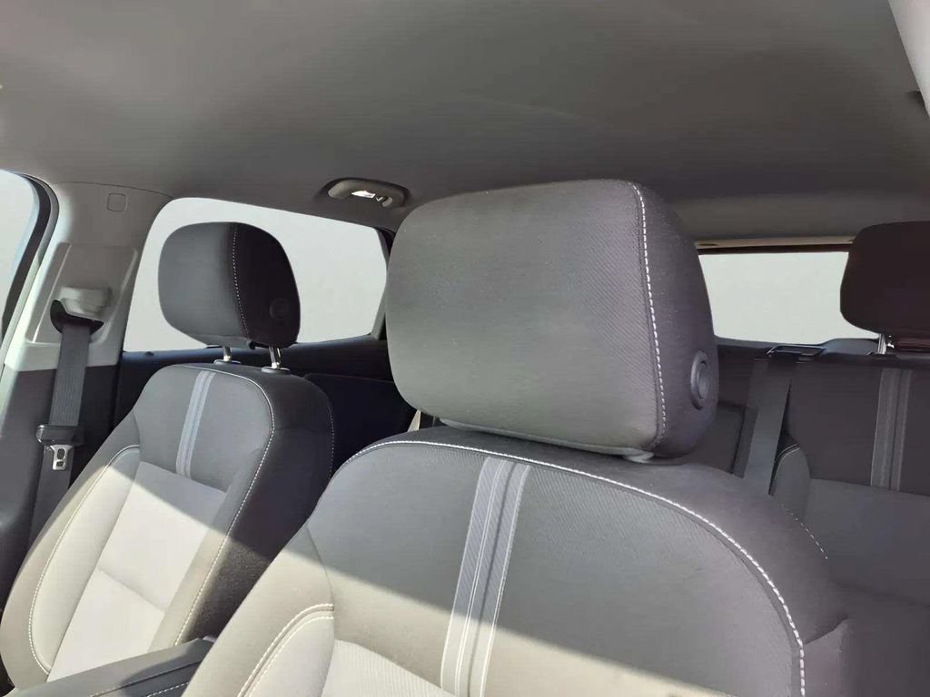 Used 2024 Chevrolet Blazer LT FWD image 16
