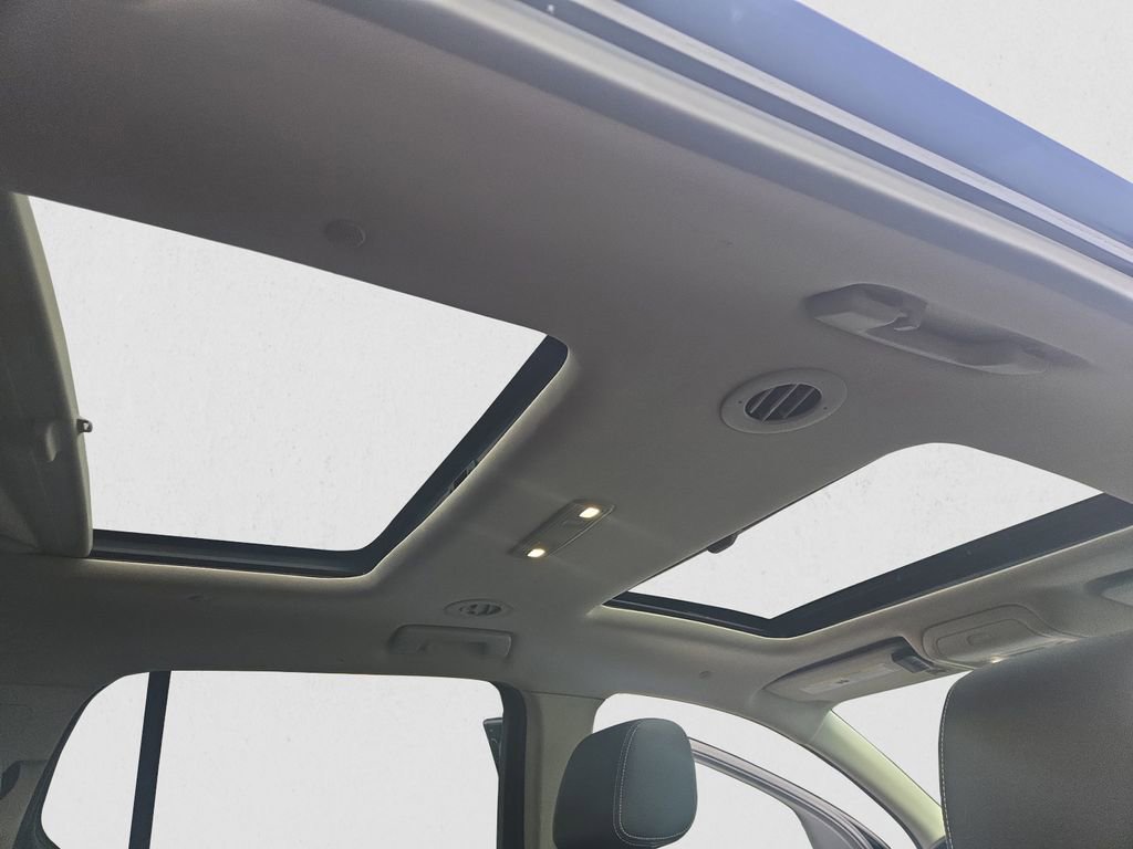 Used 2019 GMC Acadia Denali w/ LPO, Floor Liner Package image 19