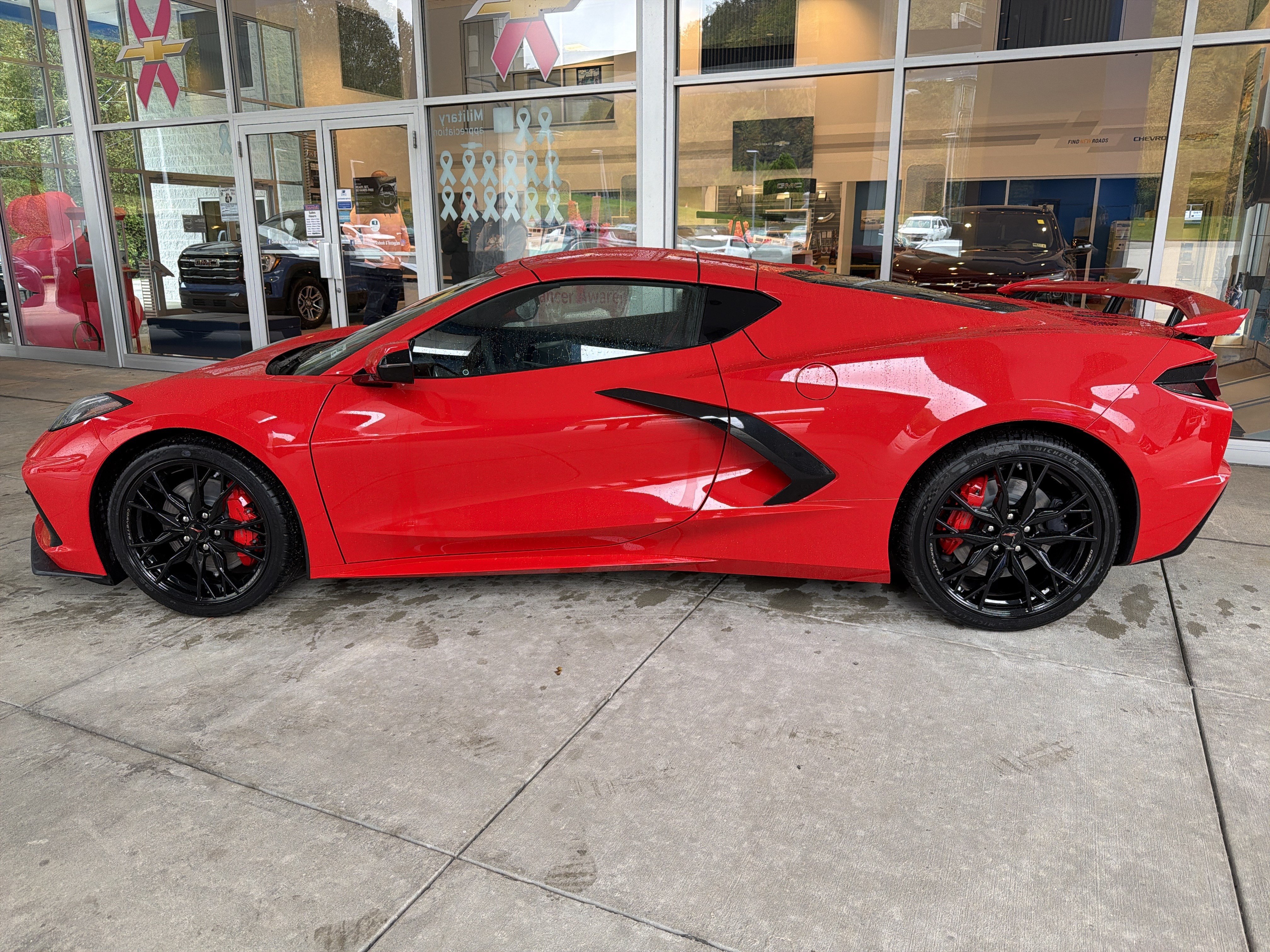 New 2027 Chevrolet Corvette Stingray Coupe w/ Z51 Performance Package RWD image 6