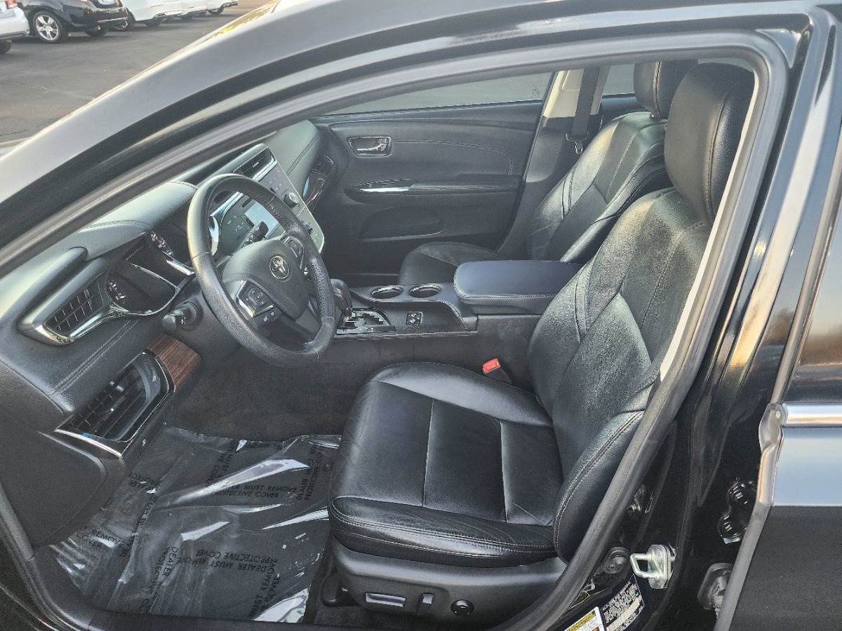 Used 2013 Toyota Avalon XLE Premium image 8