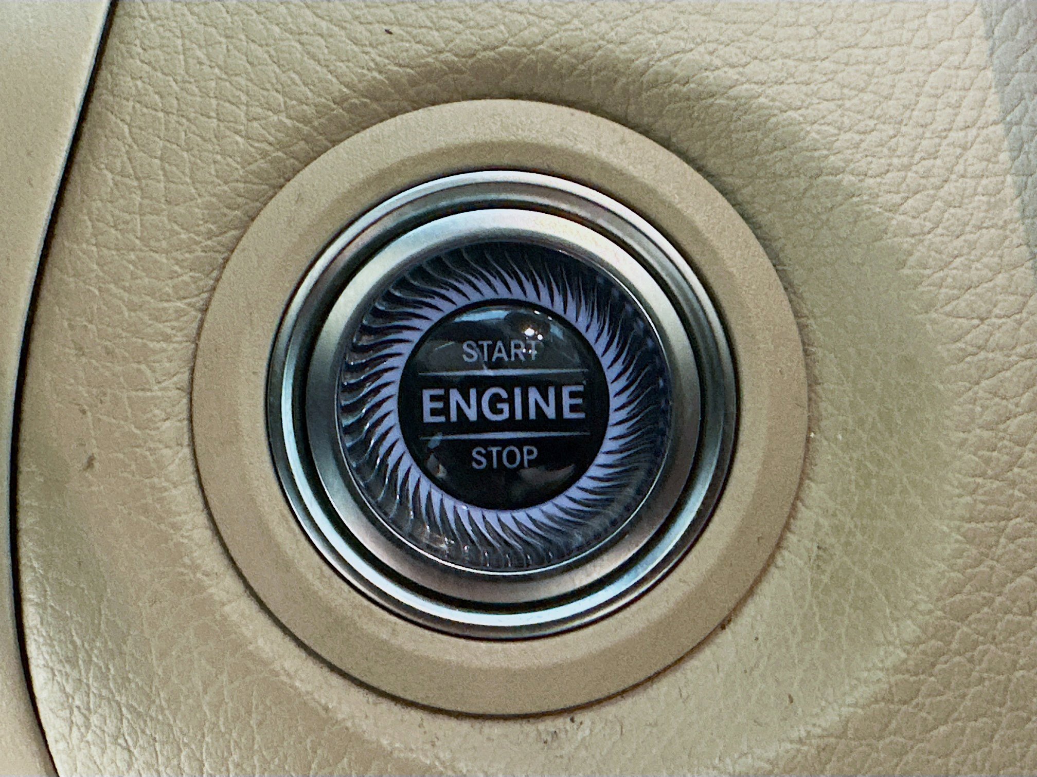 Certified 2022 Mercedes-Benz GLC 300 4MATIC w/ Multimedia Package Lite image 16