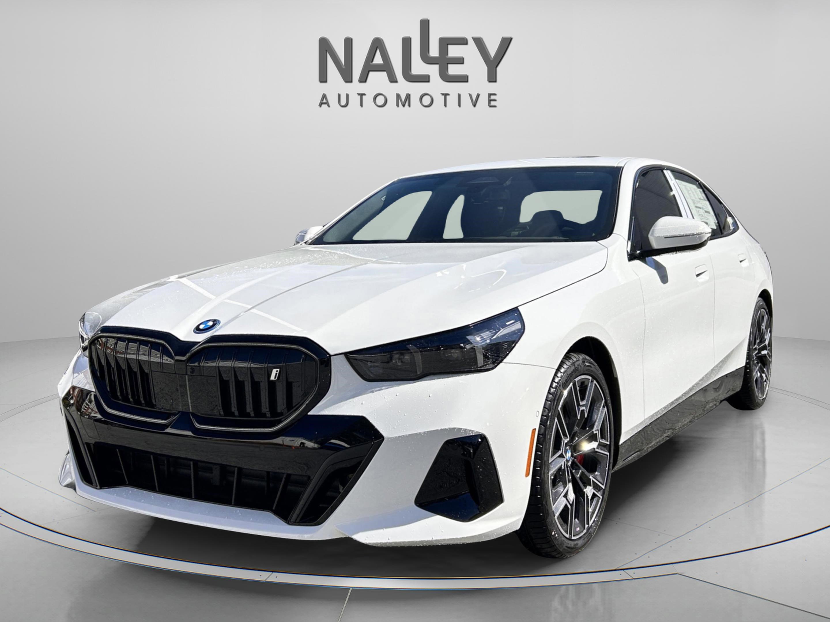 Used 2026 BMW i5 eDrive40 w/ M Sport Package image 3