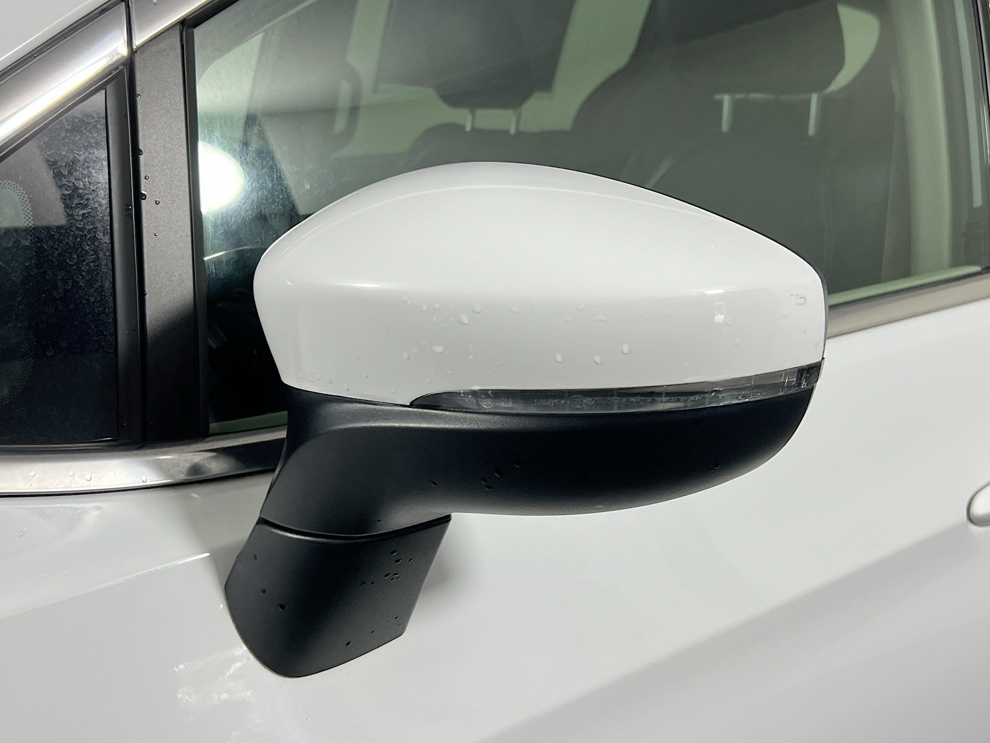 Used 2023 Chrysler Pacifica Touring-L FWD image 12