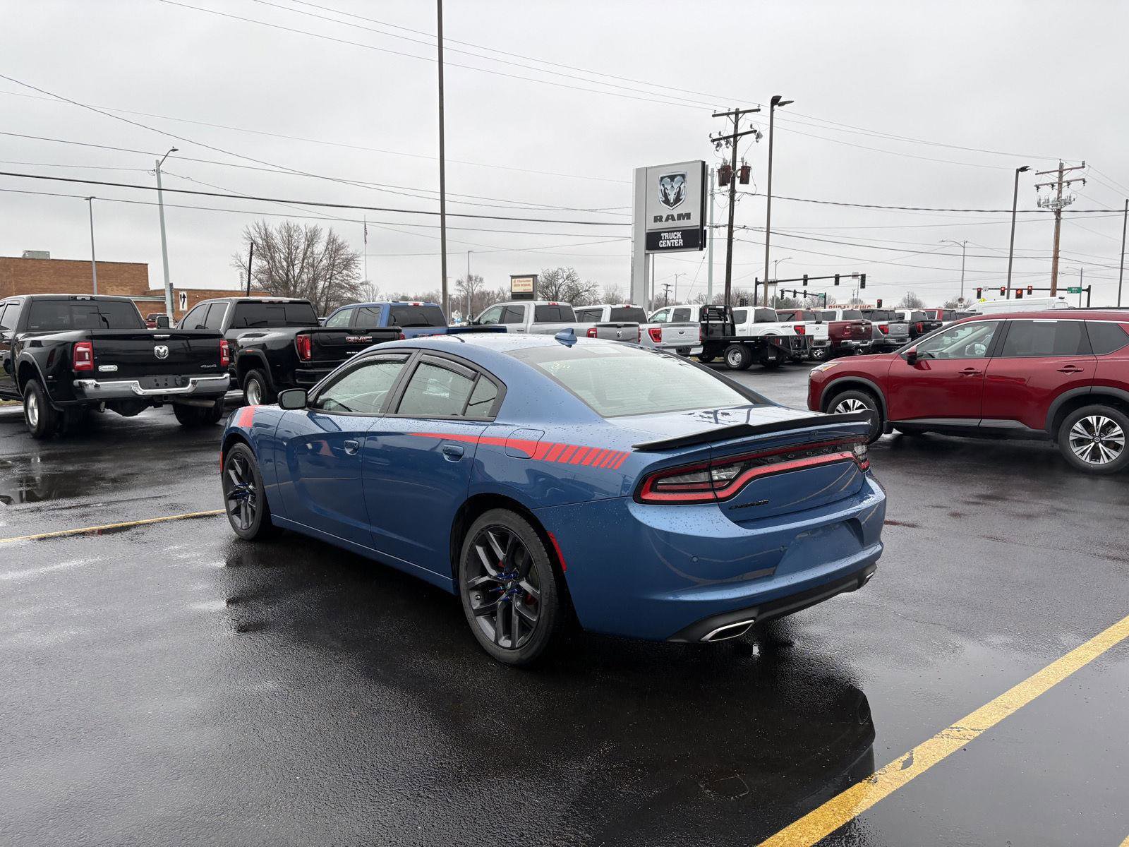 Used 2022 Dodge Charger SXT w/ Plus Group image 18