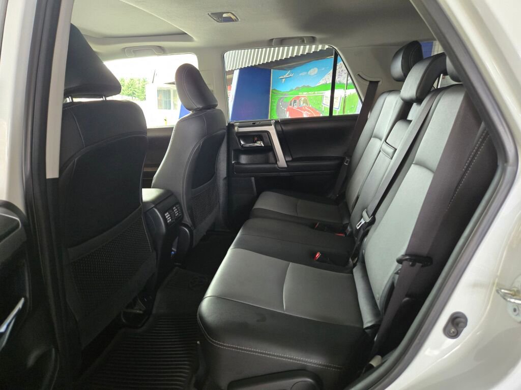 Used 2024 Toyota 4Runner SR5 Premium w/ Moonroof Package image 10