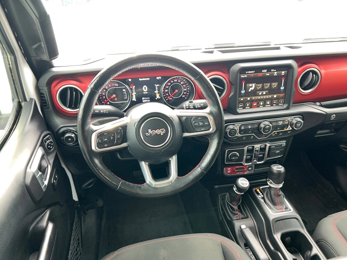 Used 2019 Jeep Wrangler Unlimited Rubicon AWD/4WD image 14