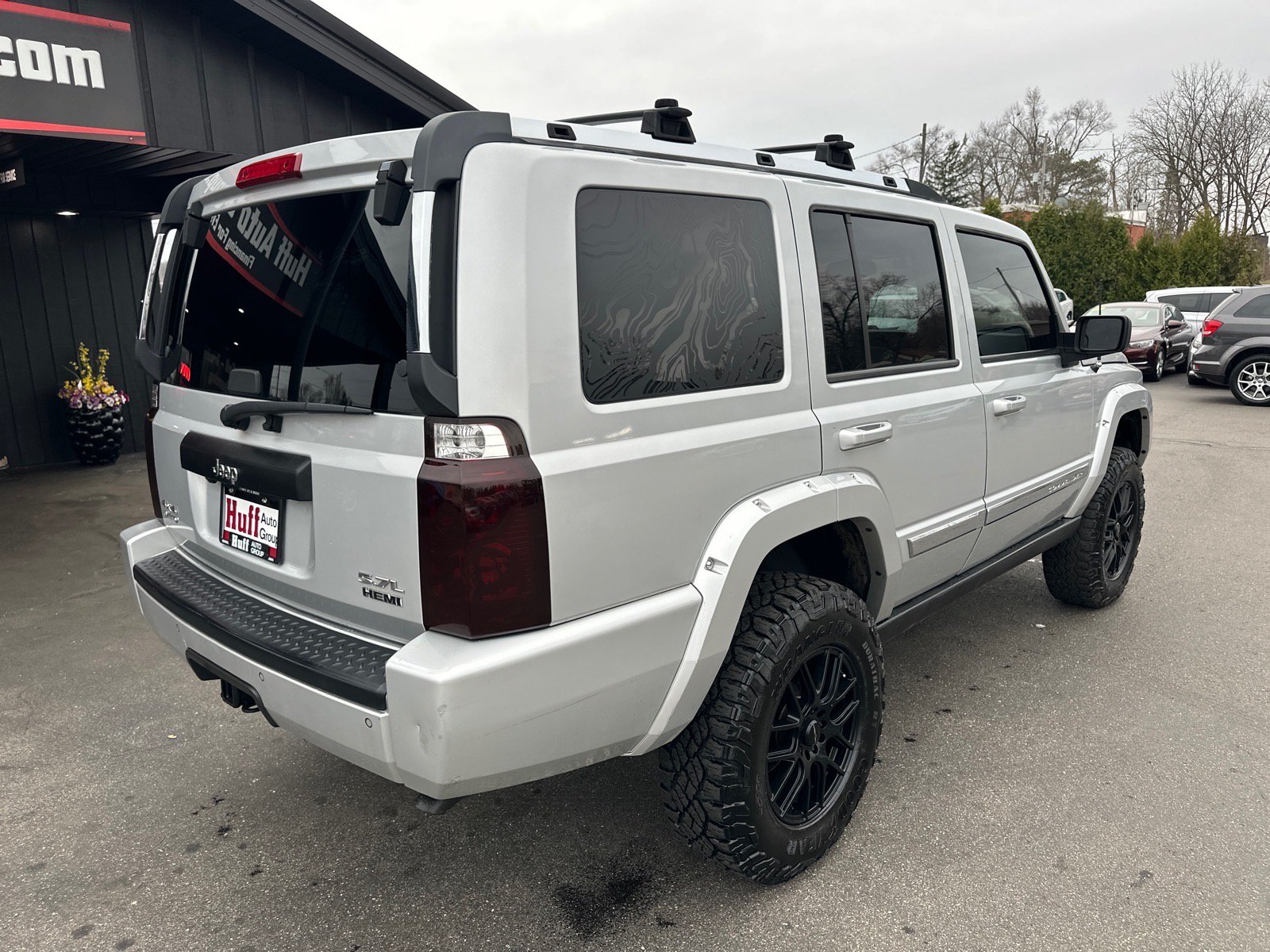 Used 2006 Jeep Commander Limited AWD/4WD image 6